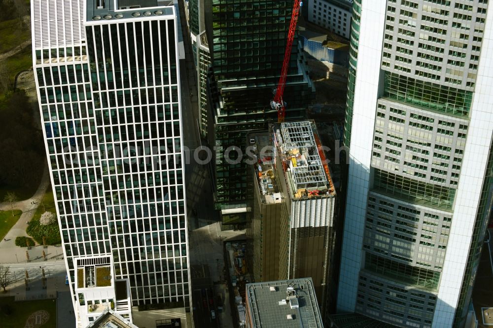 Aerial image Frankfurt am Main - Construction site for the conversion and modernization and refurbishment of an Global Tower office and commercial building on Grosse Gallusstrasse in Frankfurt am Main in the state of Hesse, Germany