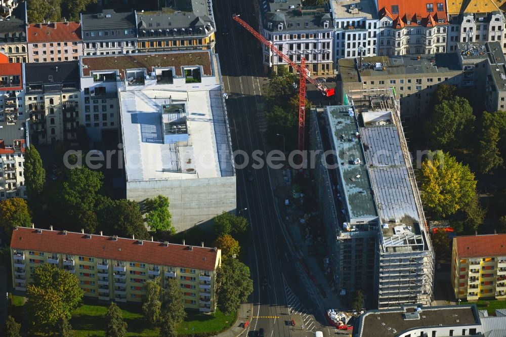 Leipzig from above - Construction site for reconstruction and modernization and renovation of an office and commercial building on Kaethe-Kollwitz-Strasse in Leipzig in the state Saxony, Germany