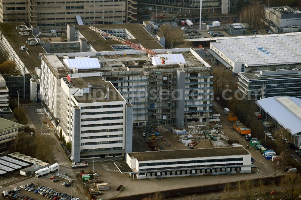 Hamburg from the bird's eye view: Construction site for reconstruction and modernization and renovation of an office and commercial building on Werner-Otto-Strasse - Bannwarthstrasse in the district Bramfeld in Hamburg, Germany