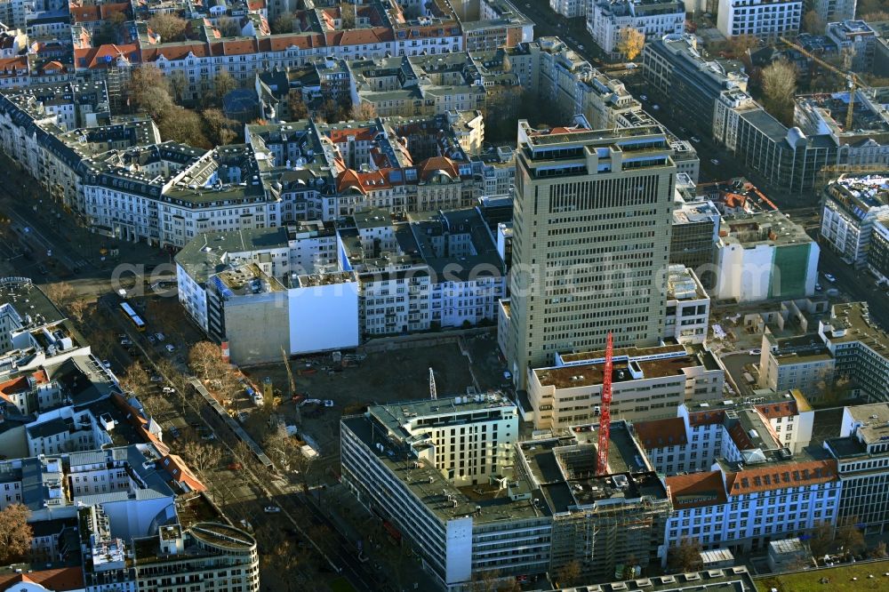 Berlin from above - Construction site for reconstruction and modernization and renovation of an office and commercial building Fuerst in the district Charlottenburg in Berlin, Germany