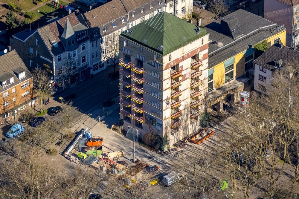 Aerial image Herne - Construction site on Bunker building complex made of concrete and steel Hochbunker Mont-Cenis in Herne at Ruhrgebiet in the state North Rhine-Westphalia, Germany