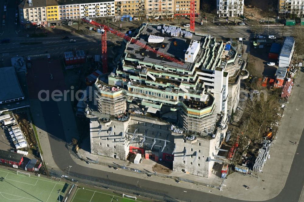 Aerial photograph Hamburg - Construction site on Bunker building complex Medienbunker also called Hamburger Flaktuerme or Energiebunker Wilhelmsburg on Feldstrasse in the district Sankt Pauli in Hamburg, Germany