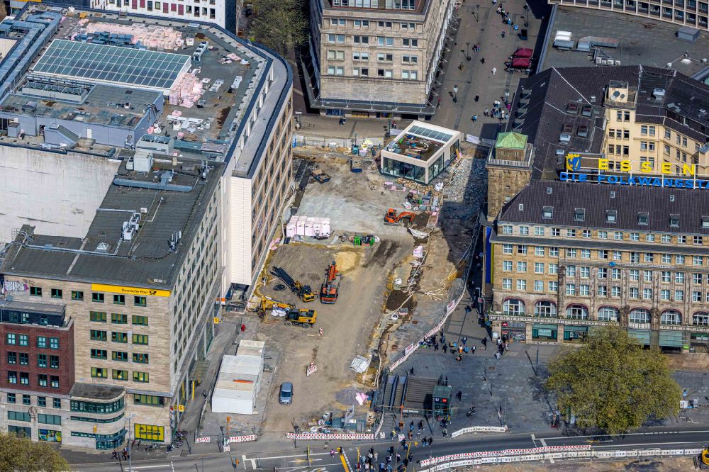 Essen from above - Conversion of the former department store building to the Koenigshof on Willy-Brandt-Platz in the Stadtkern district of Essen in the Ruhr area in the state of North Rhine-Westphalia, Germany