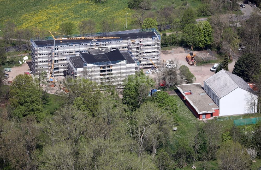 Erfurt from the bird's eye view: Construction sites for the conversion, expansion and modernization of the school building Gisperslebener Schule in the district Gispersleben in Erfurt in the state Thuringia, Germany