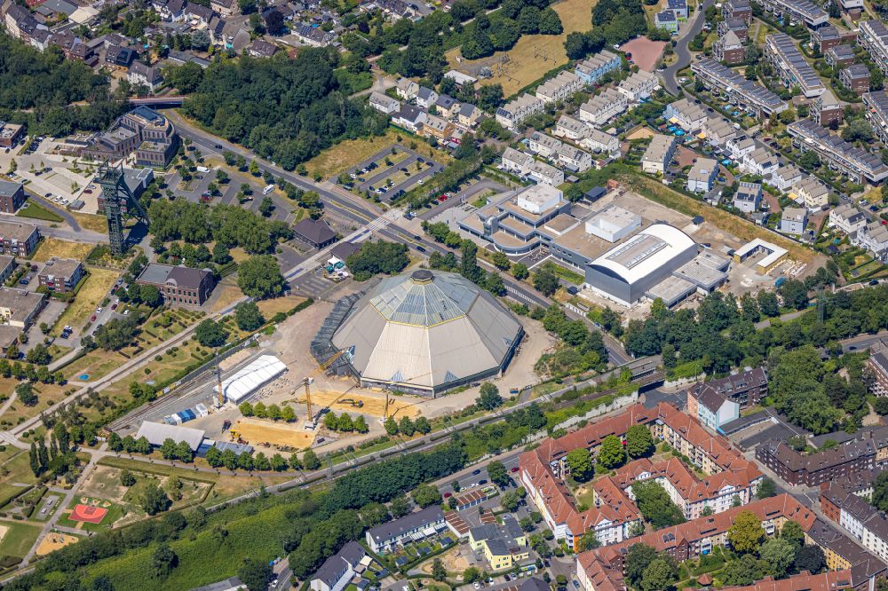 Aerial image Oberhausen - Conversion construction site for the modernization and refurbishment of the Gartendom on Vestischen Strasse in Oberhausen in the Ruhr area in the state North Rhine-Westphalia, Germany