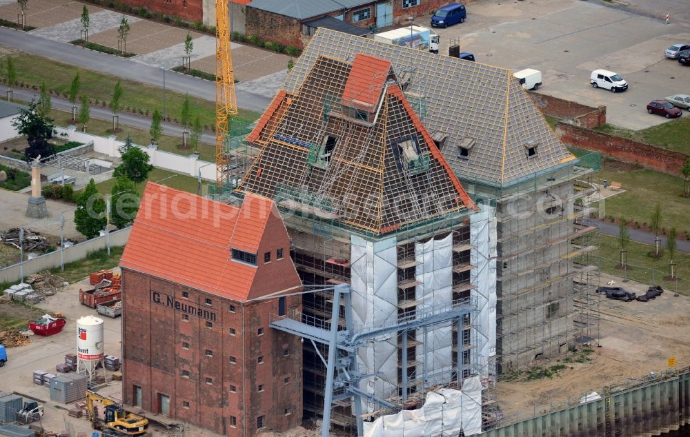 Aerial image Wittenberge - Reconstruction and renovation of the building of the Old Oil Mill Wittenberg in Wittenberg in the port in the state of Brandenburg