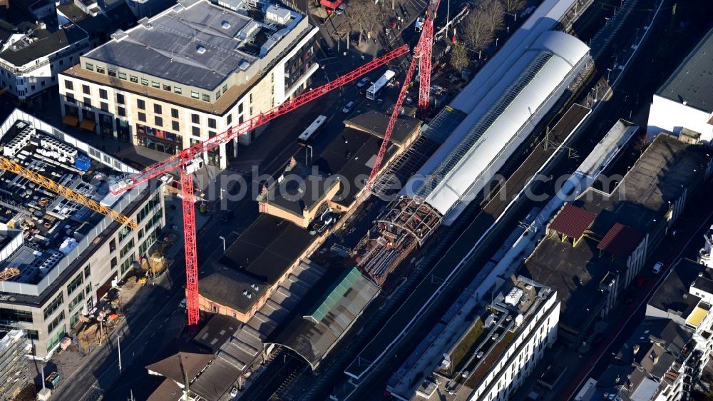 Aerial photograph Bonn - Track progress and building of the main station of the railway in Bonn in the state North Rhine-Westphalia, Germany
