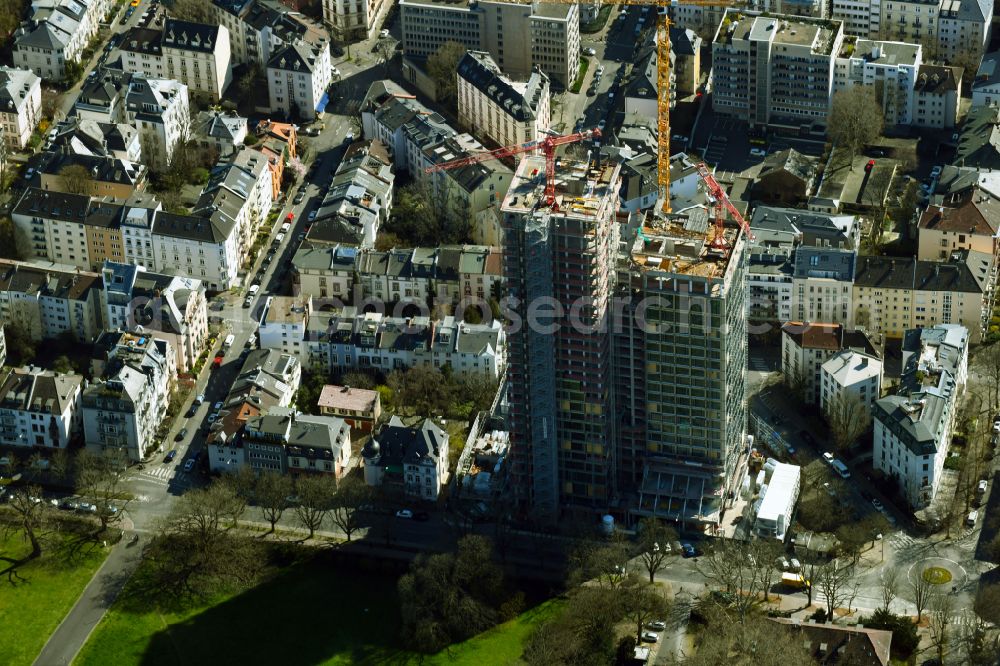 Frankfurt am Main from the bird's eye view: Reconstruction and new construction of high-rise building 160 PARK VIEW on Fuerstenbergerstrasse in Frankfurt in the state Hesse, Germany