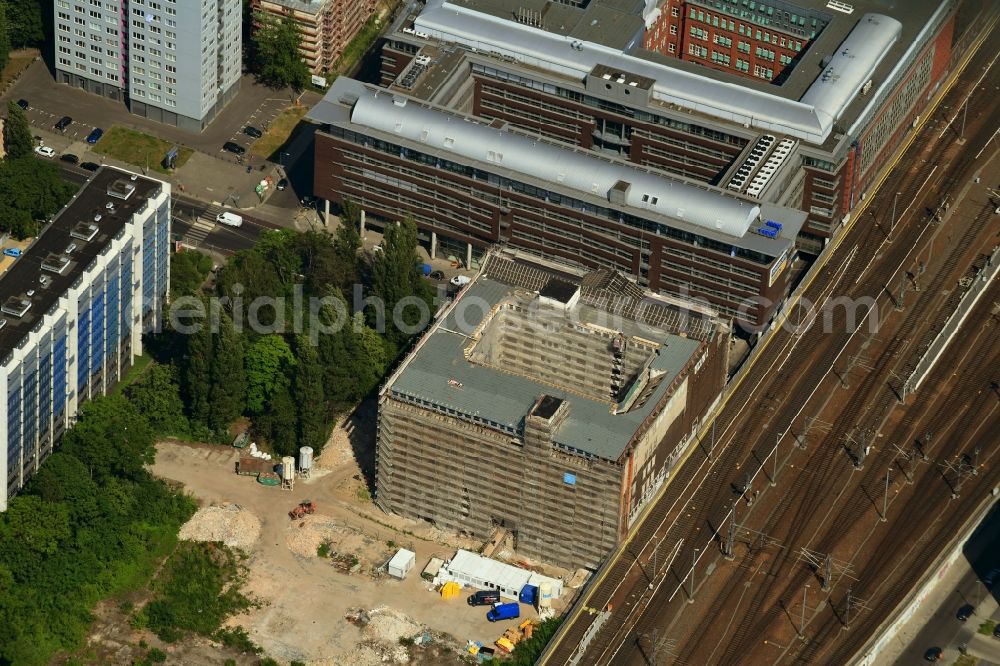 Berlin from the bird's eye view: Reconstruction and renovation of the factory site of the old factory on Julius Pintsch - Gelaende on Andreassstrasse in the district Friedrichshain in Berlin, Germany