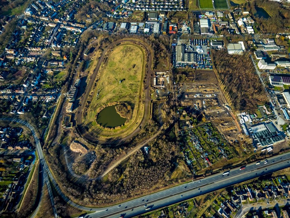 Recklinghausen from the bird's eye view: Development, demolition and renovation work on the site of the former racetrack - Trabrennbahn in Recklinghausen in the state North Rhine-Westphalia, Germany
