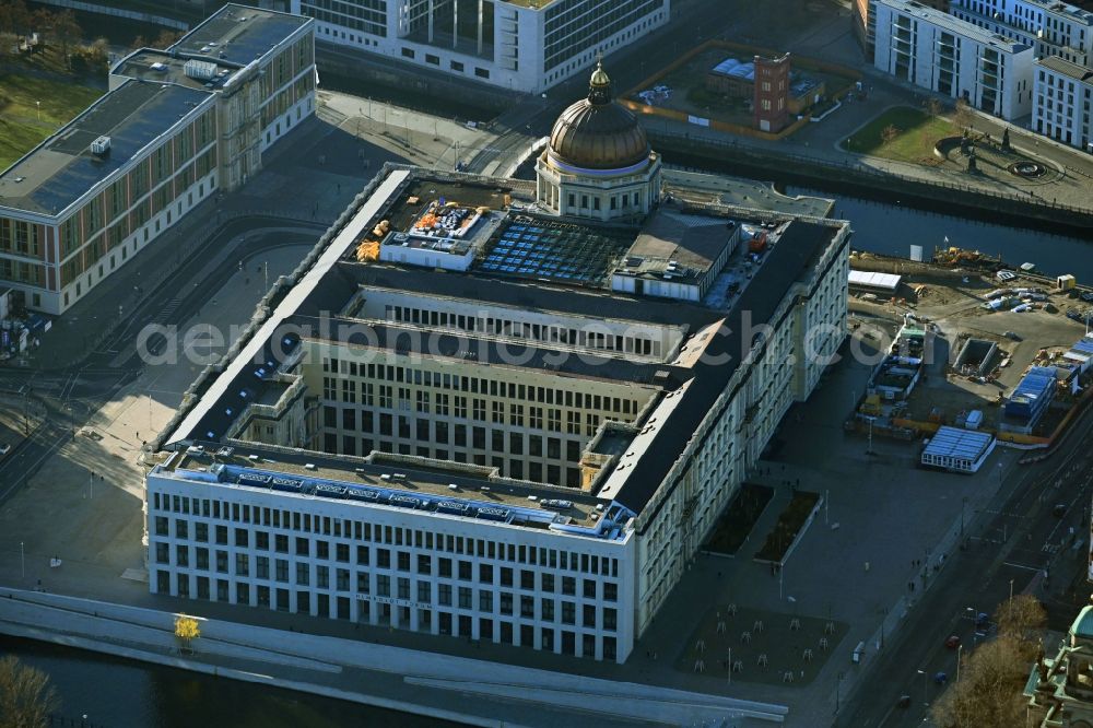Berlin from above - Construction site for the new building the largest and most important cultural construction of the Federal Republic, the building of the Humboldt Forum in the form of the Berlin Palace