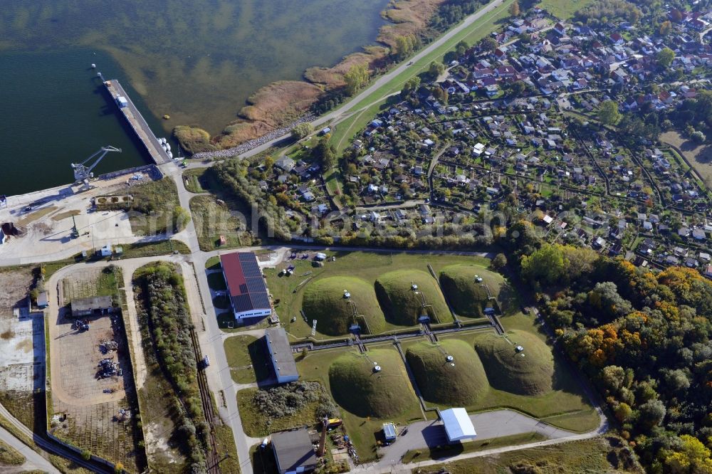Aerial image Greifswald - View at the subterranean Weser-Petrol seaport tank storage for petroleum products and biofuels in the Ladebow port in the district Ladebow in Greifswald in the federal state Mecklenburg-Vorpommern. Operator is the WESER-PETROL Seehafentanklager GmbH