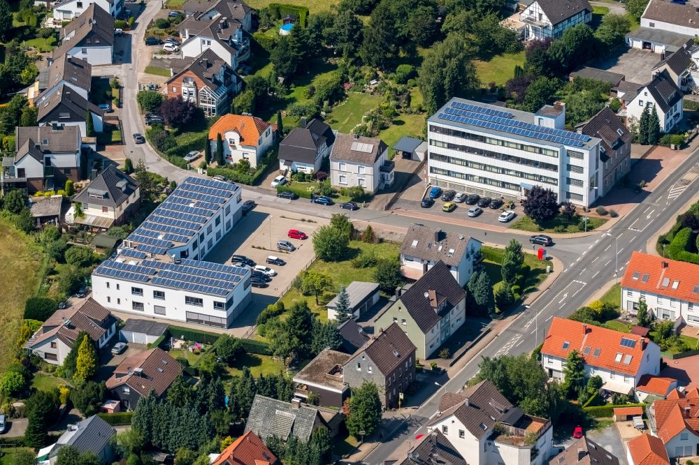 Aerial image Sprockhövel - Administration building of the company of Compudata Informationstechnik GmbH on Wuppertaler Strasse corner Schulstrasse in Sprockhoevel in the state North Rhine-Westphalia, Germany
