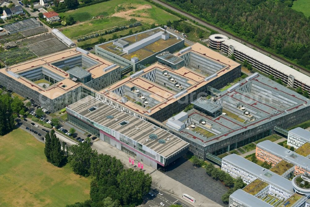 Aerial photograph Bonn - Administration building of the company Deutsche Telekom on Landgrabenweg in the district Beuel in Bonn in the state North Rhine-Westphalia, Germany