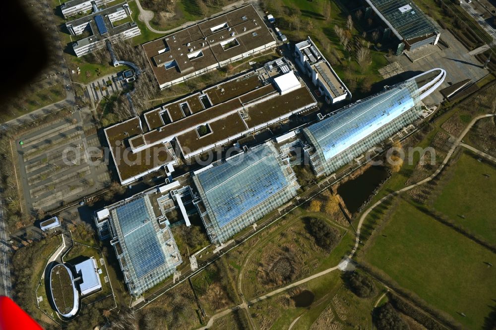Aerial photograph Hannover - Administration building of the company Finanz Informatik GmbH & Co. KG on the an der Laatzener Strasse in the district Bemerode in Hannover in the state Lower Saxony, Germany