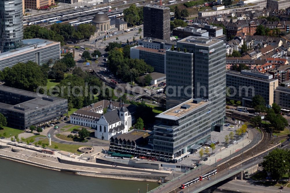 Köln from the bird's eye view: Administration building of the company LANXESS AG - Headquarter on Kennedyplatz in Cologne in the state North Rhine-Westphalia, Germany