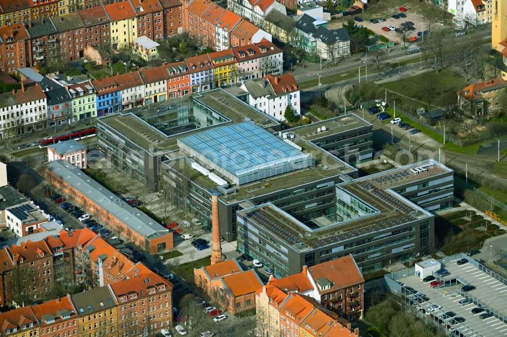 Aerial photograph Erfurt - Administration building of the company of SWE Stadtwerke Erfurt GmbH on Magdeburger Allee in the district Andreasvorstadt in Erfurt in the state Thuringia, Germany