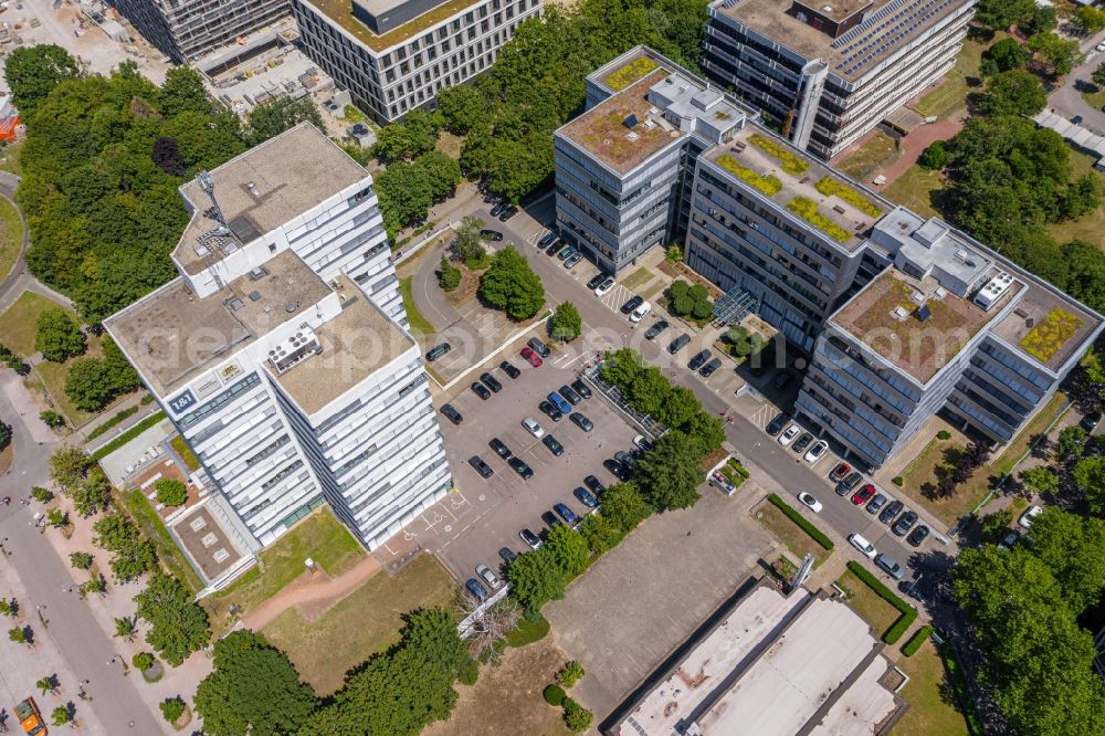 Aerial image Karlsruhe - Administration building of the company 1und1 (1&1), Web.de, united internet in the district Suedweststadt in Karlsruhe in the state Baden-Wuerttemberg, Germany
