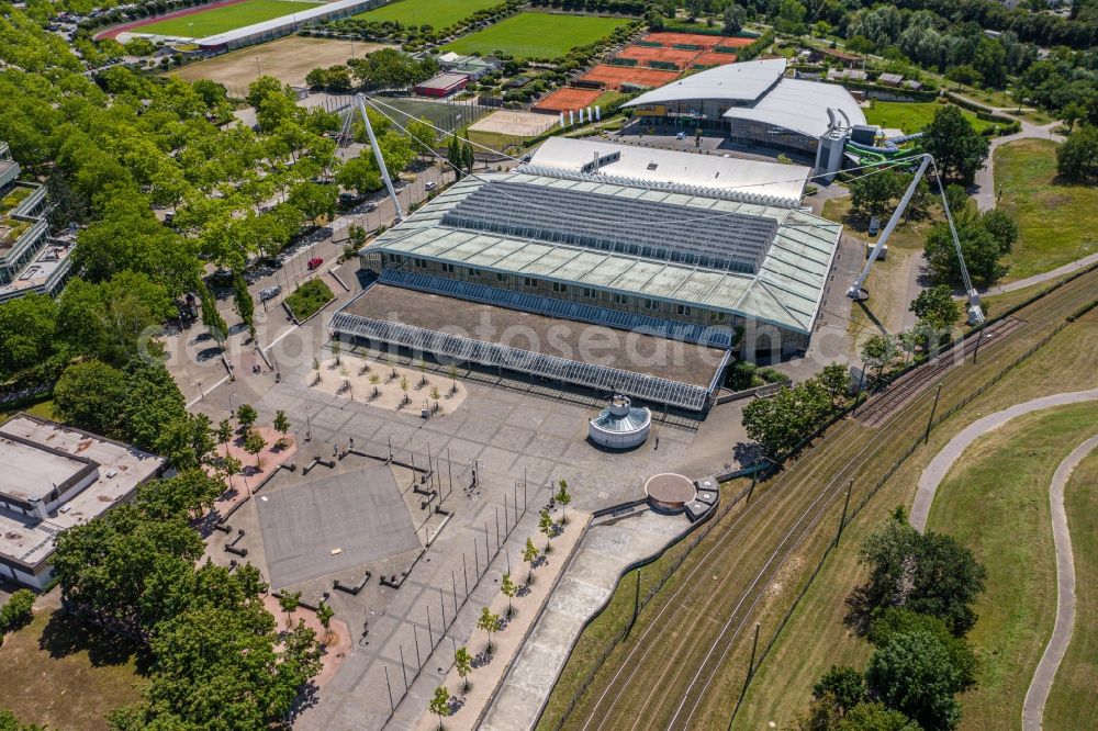 Aerial photograph Karlsruhe - Building of the indoor arena Europahalle on Hermann-Veit-Strasse in Karlsruhe in the state Baden-Wuerttemberg, Germany