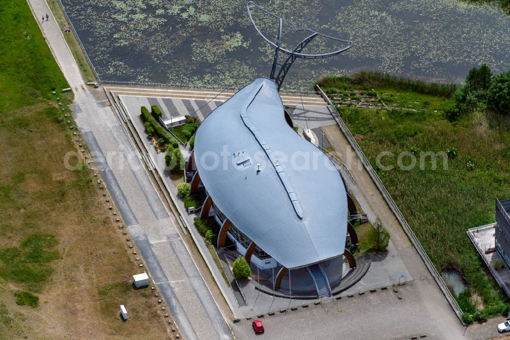 Hannover from the bird's eye view: Building of the indoor arena Expowal - Eventlocation on street Chicago Lane in the district Bemerode in Hannover in the state Lower Saxony, Germany