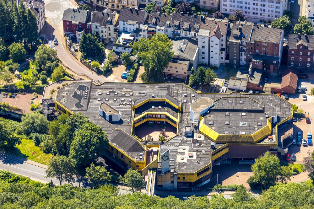 Aerial photograph Ennepetal - Building of the indoor arena Haus Ennepetal on street Gasstrasse in Ennepetal at Ruhrgebiet in the state North Rhine-Westphalia, Germany