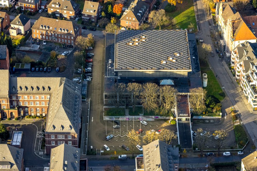 Bottrop from the bird's eye view: Building the indoor arena Saalbau with renovation work on a building in Bottrop at Ruhrgebiet in the state North Rhine-Westphalia