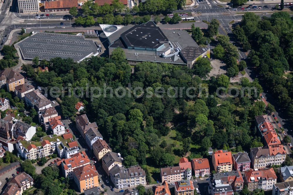 Braunschweig from the bird's eye view: Building of the indoor arena Stadthalle in the district St. Leonhard in Brunswick in the state Lower Saxony, Germany