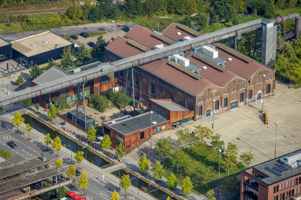 Aerial photograph Dortmund - Building of the indoor arena of the Warsteiner Music Hall with Corona rapid test and vaccination center on Phoenixplatz in the district Phoenix-West in Dortmund at Ruhrgebiet in the state North Rhine-Westphalia, Germany