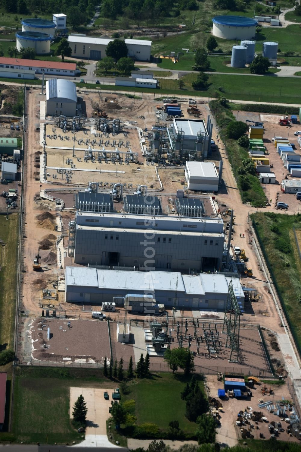 Peißen from above - Compressor Stadium and pumping station for natural gas in Peissen in the state Saxony-Anhalt, Germany