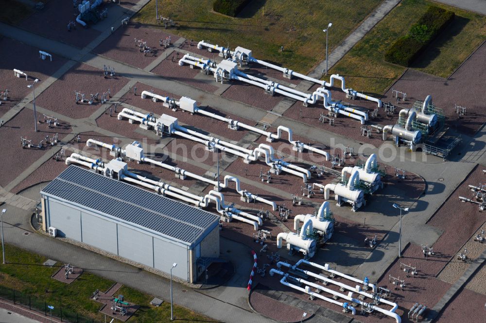 Peißen from above - Compressor stadium and pumping station for natural gas in the underground gas storage facility Katharina on the street Gronaer Weg in Peissen in the state Saxony-Anhalt, Germany