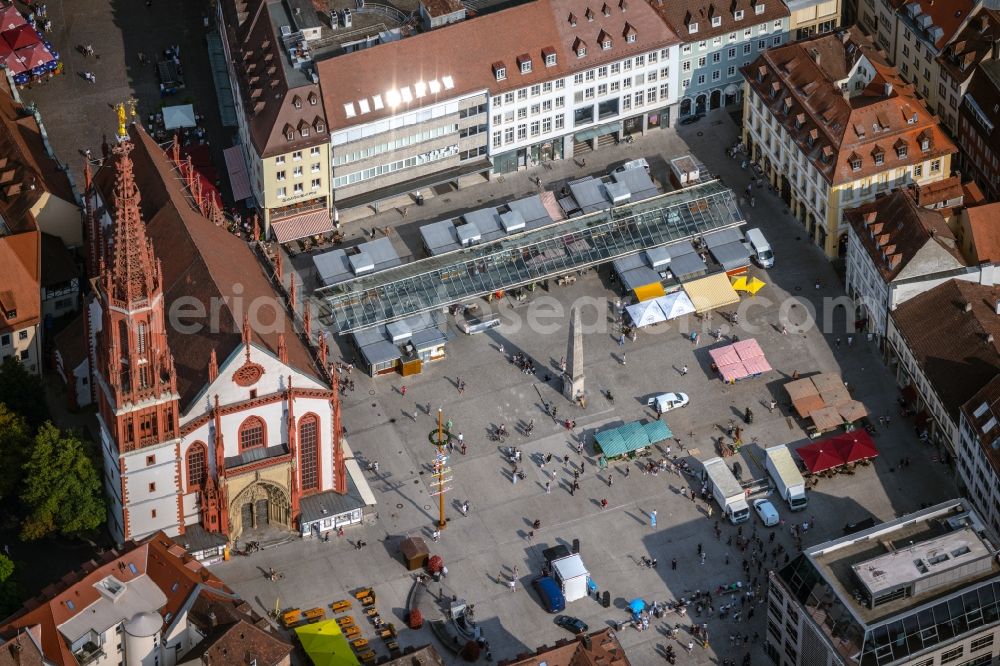 Aerial image Würzburg - Sale and food stands and trade stalls in the market place on Marktplatz in the district Altstadt in Wuerzburg in the state Bavaria, Germany