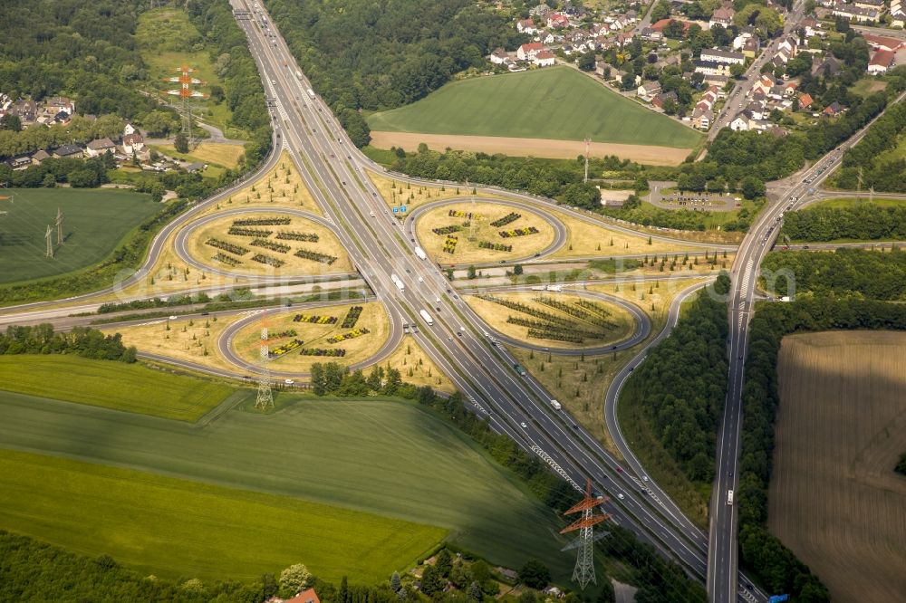 Aerial image Dortmund - Traffic flow at the intersection- motorway A 42 - A45 Castroph-Rauxel-Ost in Dortmund in the state North Rhine-Westphalia
