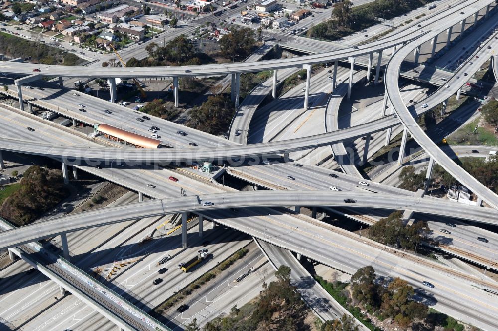 Aerial photograph Los Angeles - Traffic flow at the intersection- motorway Harbor Gateway North in Los Angeles in California, United States of America