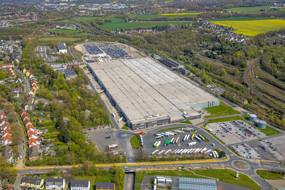 Aerial image Langendreer - Building complex of the distribution center and logistics center Opel Warehouse on Oesterheidestrasse in Langendreer in the Ruhr area in the state of North Rhine-Westphalia, Germany