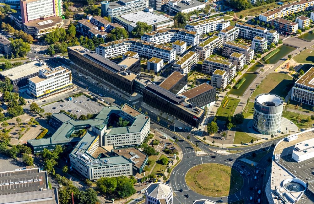 Aerial image Essen - Administrative buildings of state authority of the Employment Agency at the Mittel street in Essen in North Rhine-Westphalia