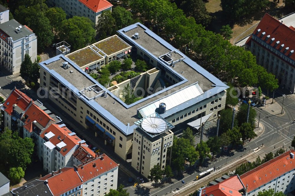 Aerial image Leipzig - Banking administration building of the financial services company Deutsche Bundesbank on Karl-Liebknecht-Strasse in the district Suedvorstadt in Leipzig in the state Saxony, Germany