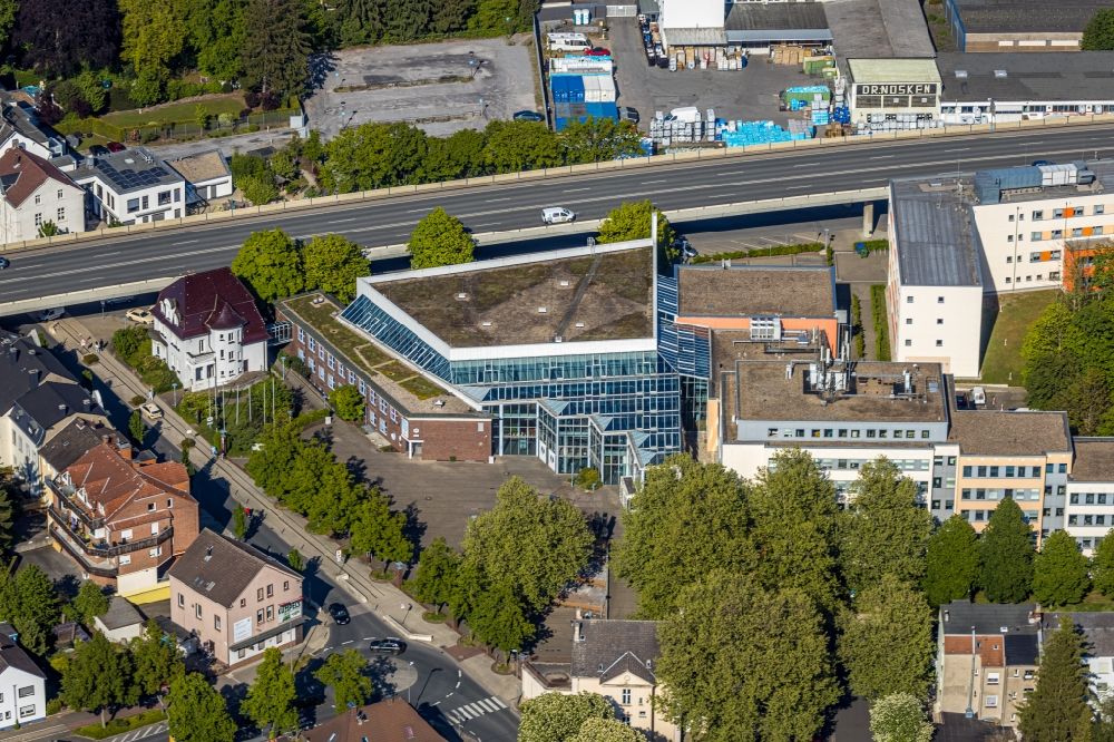 Aerial photograph Kamen - Banking administration building of the financial services company Sparkasse Bergkamen-Boenen in Kamen in the state North Rhine-Westphalia, Germany