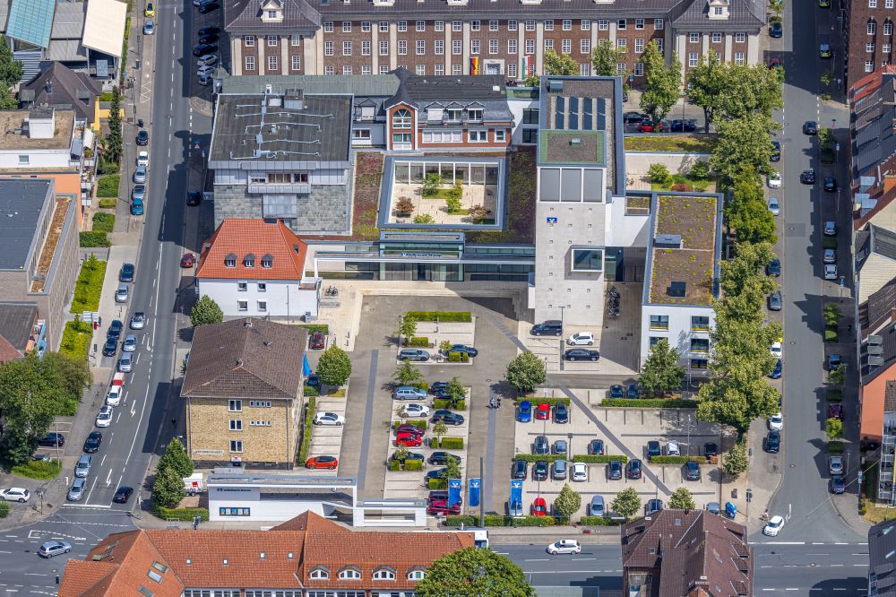 Aerial image Hamm - Banking administration building of the financial services company of Volksbank Hamm - Hauptstelle Hamm on Bismarckstrasse in Hamm at Ruhrgebiet in the state North Rhine-Westphalia, Germany
