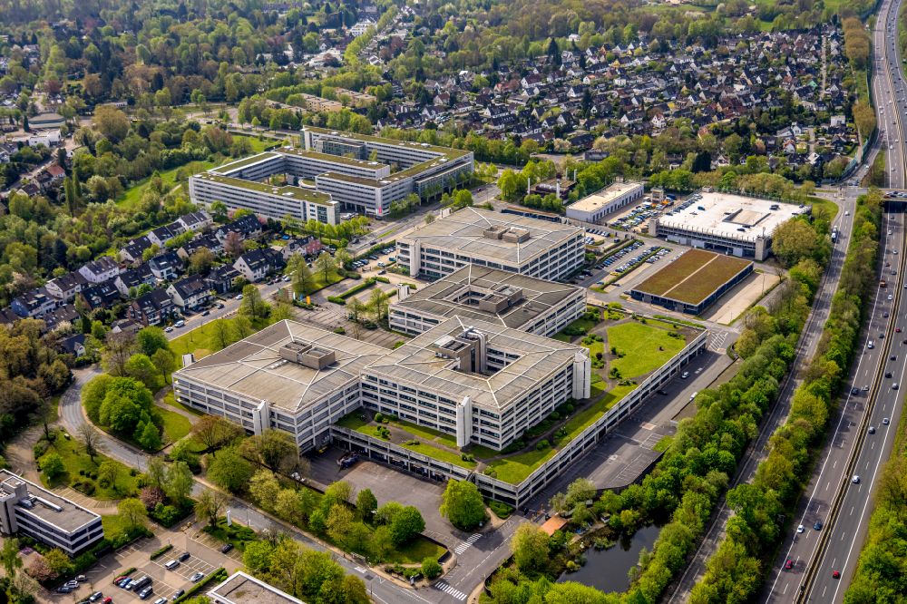 Aerial image Essen - administration building of the company Karstadt Warenhaus GmbH on Theodor-Althoff-Strasse in Essen in the state North Rhine-Westphalia, Germany