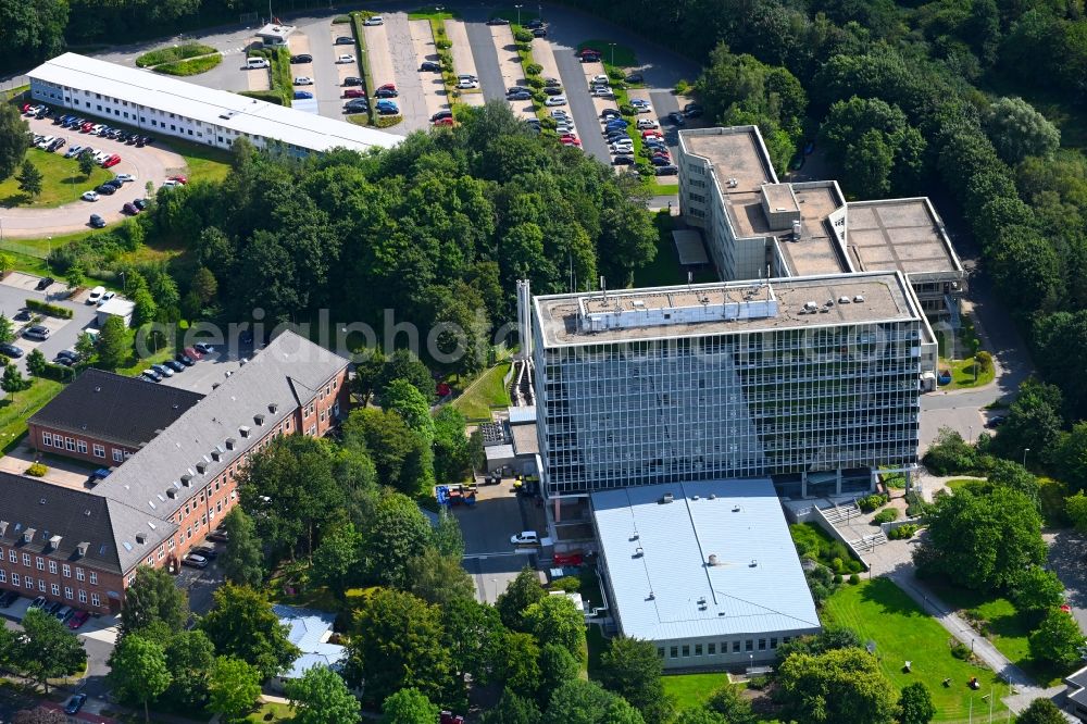 Flensburg from the bird's eye view: Administrative building of the State Authority of Kraftfahrt-Bundesamts on Foerdestrasse in the district Muerwik in Flensburg in the state Schleswig-Holstein, Germany
