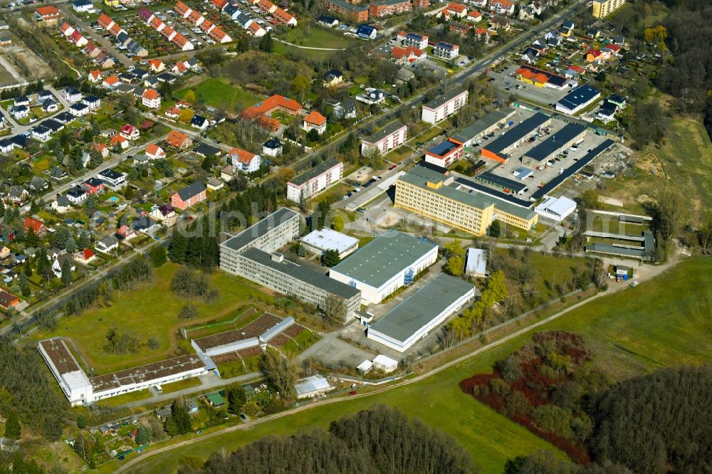 Aerial image Hoppegarten - Administrative building of the State Authority Landesamt fuer Bauen and Verkehr on Lindenallee in the district Dahlwitz-Hoppegarten in Hoppegarten in the state Brandenburg, Germany