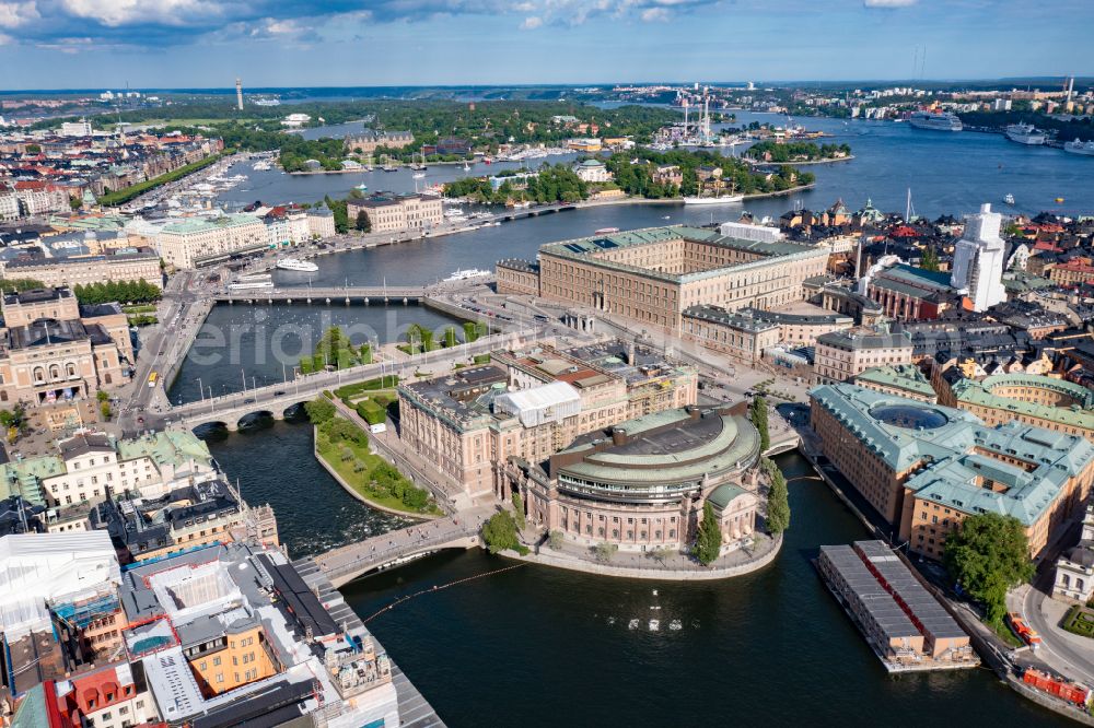Aerial image Stockholm - Administrative building of the State Authority Riksdagshuset (Reichstagsgebaeude) in Stockholm in Stockholms laen, Sweden