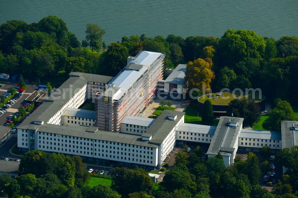 Bonn from the bird's eye view: Administrative building of the State Authority Bandesanstalt fuer Landwirtschaft and Ernaehrung (BLE) on Deichmanns Au in Bonn in the state North Rhine-Westphalia, Germany