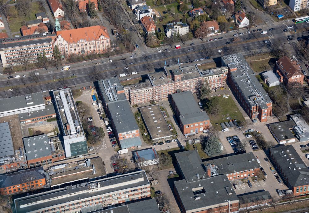 Aerial image Berlin - Administrative building of the State Authority Bandesanstalt fuer Materialforschung and -pruefung Unter den Eichen in the district Lichterfelde in Berlin, Germany