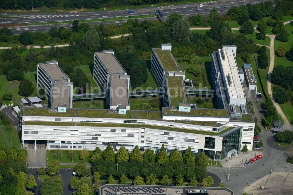 Aerial photograph Bonn - Administrative building of the State Authority Bandesinstitut fuer Arzneimittel and Medizinprodukte on Kurt-Georg-Kiesinger-Allee in the district Bad Godesberg in Bonn in the state North Rhine-Westphalia, Germany