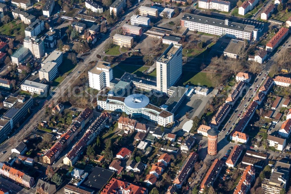 Aerial image Speyer - Administrative building of the State Authority Deutsche Rentenversicherung Rheinland-Pfalz in Speyer in the state Rhineland-Palatinate, Germany
