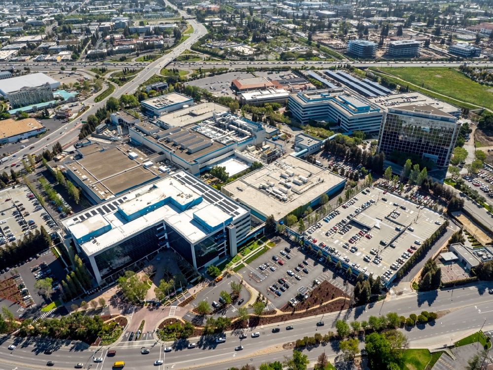 Santa Clara from above - Administration building of the company Intel headquarters and Vishay Americas inc. Broadcom ca technologies Santa Clara in Silicon Valley in California, USA