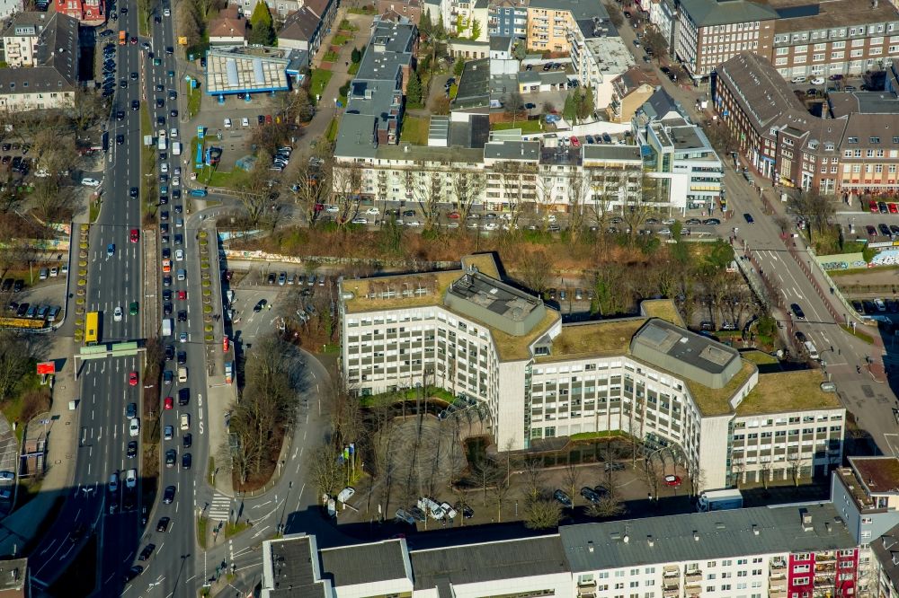 Aerial image Essen - Administration building of the company ista Deutschland GmbH on Grugaplatz in Essen in the state North Rhine-Westphalia
