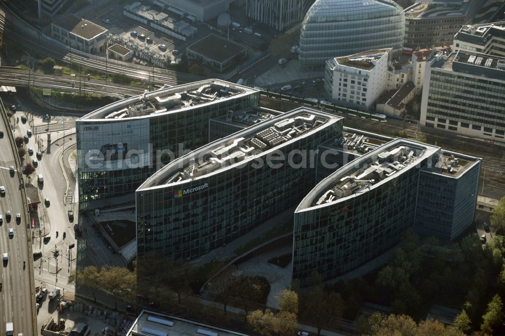 Aerial photograph Paris - Administration building of the company Microsoft France on Quai du President Roosevelt in Paris in Ile-de-France, France