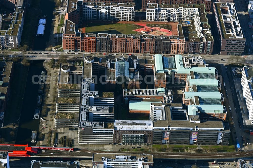 Aerial photograph Hamburg - Office and administration buildings of the insurance company DAK-Gesundheit on Nagelsweg corner Albertstrasse in the district Hammerbrook in Hamburg, Germany